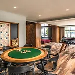 Global Luxury East Boston
