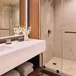 Hotel Omni At The Seaport 4*