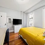 Apartment Cozy Up In 5br Near Charming Oak Square *