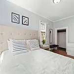 Cozy Up In 5br Near Charming Oak Square Apartment Boston