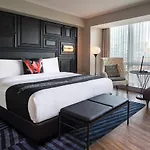 W 4* Boston