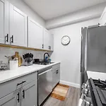4Br 1Bh Apt In South Boston Near Old Harbor Beach Private Rooms