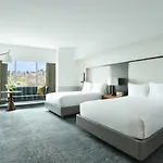 The Ritz-carlton, Hotel 5*