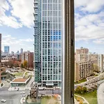 St W Wd Gym Nrt Iconic Boston Landmarks Bos-525