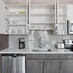 N Station 1Br W Wd Gym Nr Td Garden Bos-704