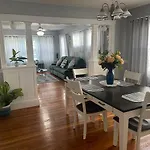 Apartment Luxury 2 Bedroom Private *