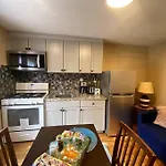 Cozy Boston Getaway Apartment Perfect For 2026 World Cup Visit, Free Parking
