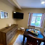 Cozy Boston Getaway Apartment Perfect For 2026 World Cup Visit, Free Parking