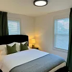 New! Jxnbnb - Entire House In Boston, Mass