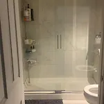 Private Rooms, Shared Bath In A Private Minutes From Logan Airport *