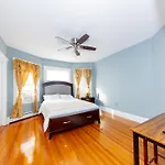 Apartment Comfort *