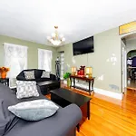 Apartment Comfort *