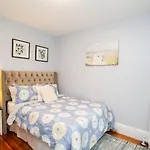 Renovated 1Br, Washington Sq, Longwood, Green Lin