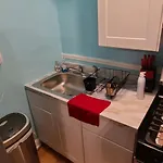Private 1 Bedroom In Apartment