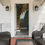 Franklin Park Nearby