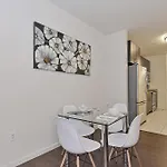 Global Luxury Suites East Boston