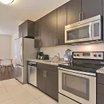 Global Luxury East Apartment *