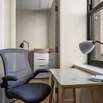 Back Bay 1br W Gym Wd Nr Shopping Bos-925 *