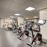 Apartment Back Bay 1br W Gym Wd Nr Shopping Bos-925 *