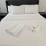Homestay Beautiful Bedroom - New Renovation *