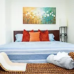 14a-elegant, Newly Renovated In Apartment Boston