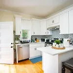 Apartment 14a-elegant, Newly Renovated In Boston