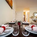 14a-elegant, Newly Renovated In *