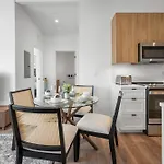 Luxury Furnished Apartment Near Logan Airport