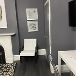 Premier Bay Village Aparthotel Boston