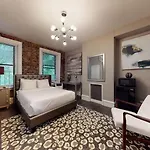 Premier Bay Village Aparthotel Boston