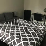 Homestay In Boston Fields Corner Area - 30 Days M