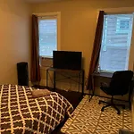Homestay In Boston Fields Corner Area - 30 Days M