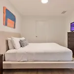 Private Modern Apt With Kitchen - Idl-241