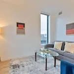 Apt Downtown With Kitchen And Gym