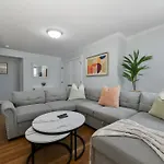 The Princeton Boston Luxurious Apartment - New! - Near Downtown Boston, Airport