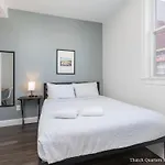 Quarters On Dot By Thatch