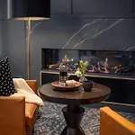 Commonwealth 5*