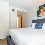 Full Private Downtown Seaport Apartment *