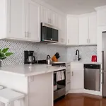 Cozy Back Bay Studio And Close To Fenway