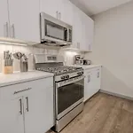 Charming 1 Bedroom Laundry In Unit Apartment *