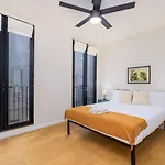 New Gorgeous 2Br Mission Hill