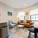 Spacious And Bright Studio