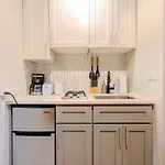 Peaceful South End Studio