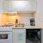 Old Charm Studio Apt Near Back Bay