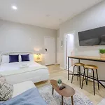 Old Charm Studio Apt Near Back Bay