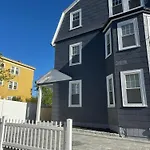 85B Brand New Apartment 3Br, 2Ba, Walk To Transit, Near Boston