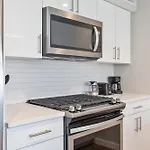 Chic North End Escape Near Waterfront