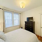 2 Bed, In Unit Laundry, Boston College, Balcony