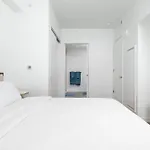 North End Td Garden Condo Shared Pool & Rooftop