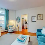 Apartment Renovated 1bed, Steps To Mbta, Shops & Restaurants *